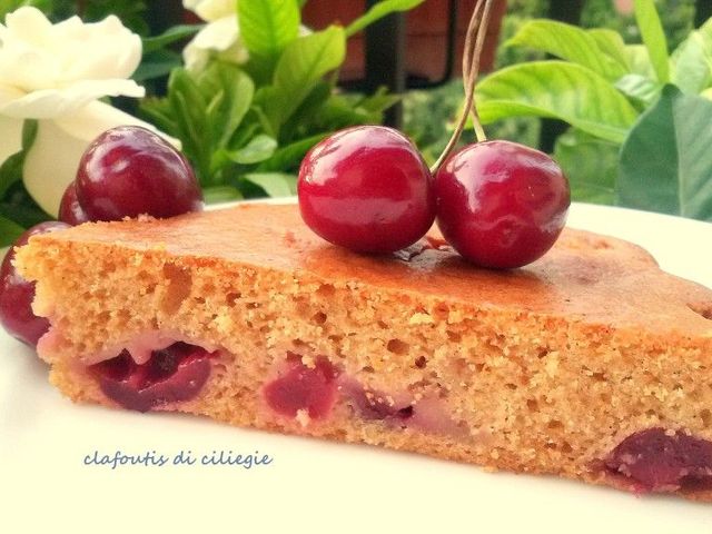 Torta con le ciliegie